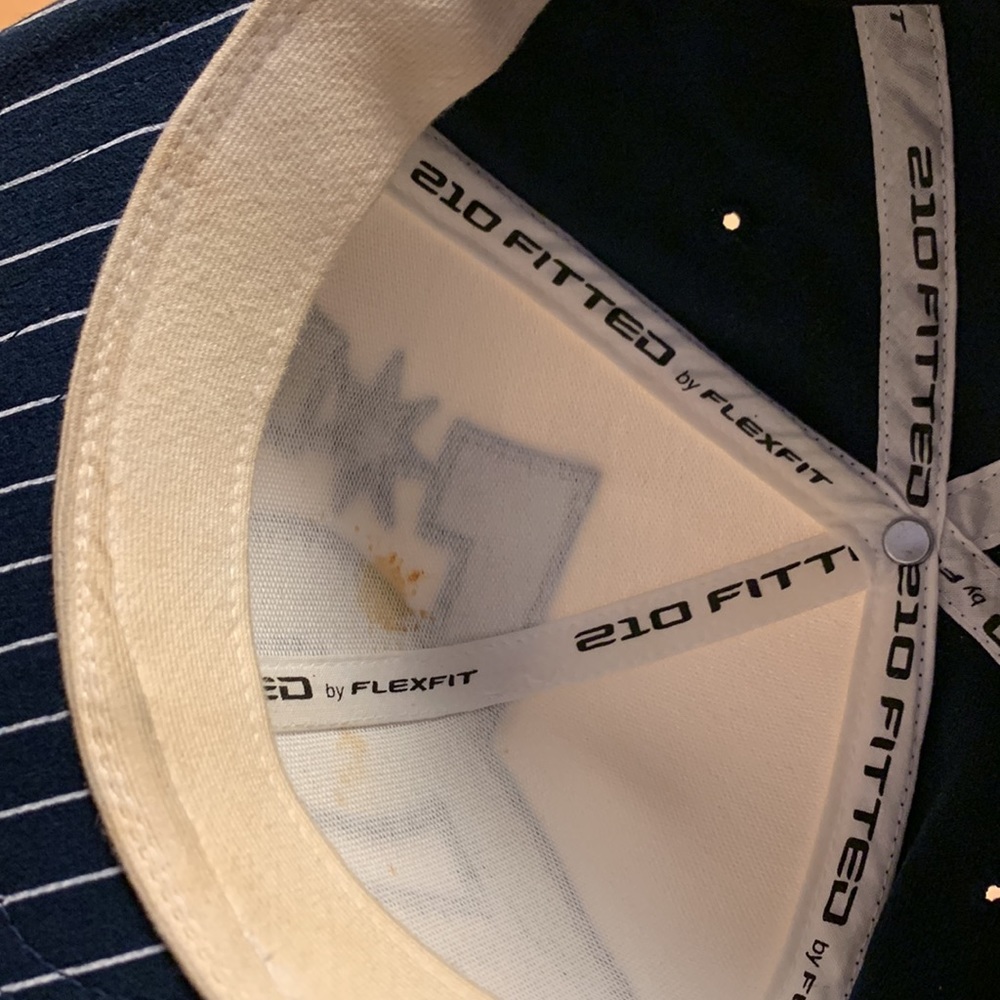 DC flex fit hat - Picture 5 of 6
